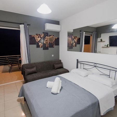Pavlos Standard Studio With Sea View Rethymno Esterno foto